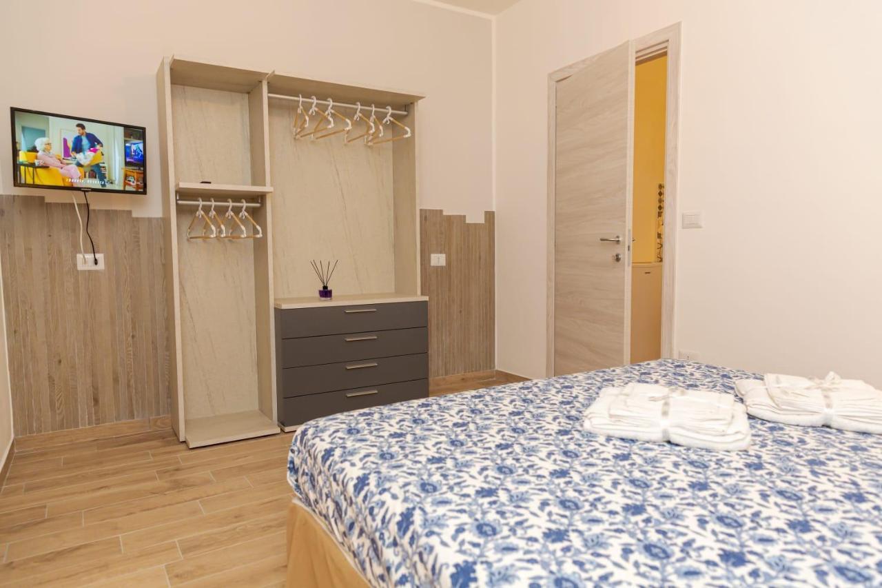 Sea Garden Apartments Ашеа Экстерьер фото